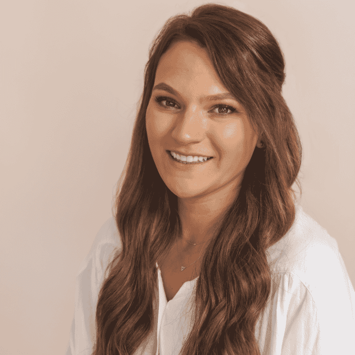 Sierra MacIntyre Headshot