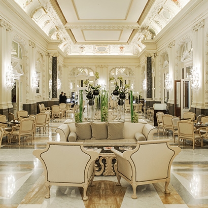 Carlo IV, The Dedica Anthology Lobby