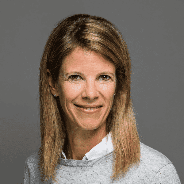 Headshot Caroline Couvrette