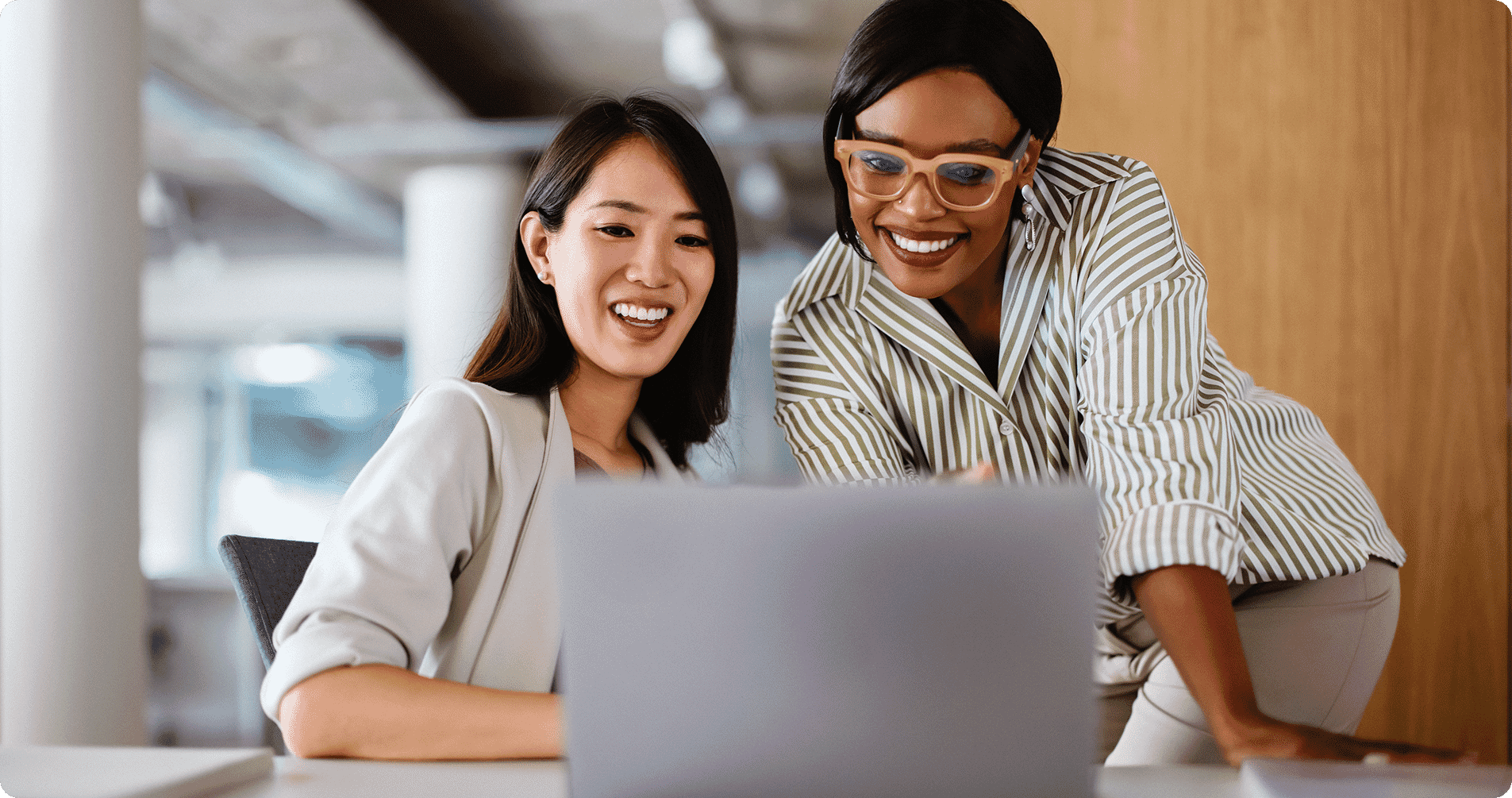 Women with laptop